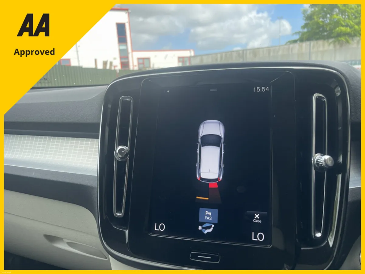 Volvo XC40 INSCRIPTION EXP T4RC RECHARGE T4 EXPRES - Image 5