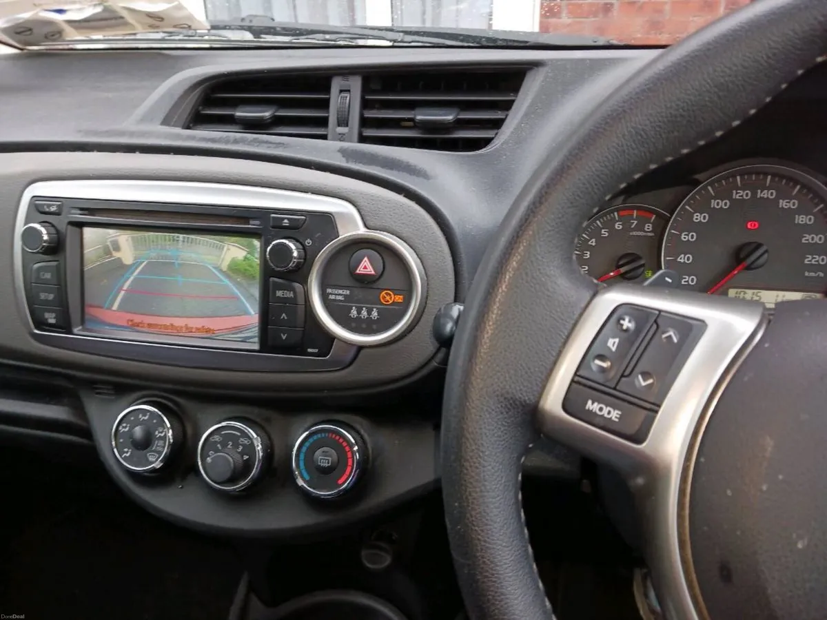 Toyota Yaris Automatic 2012 - Image 4