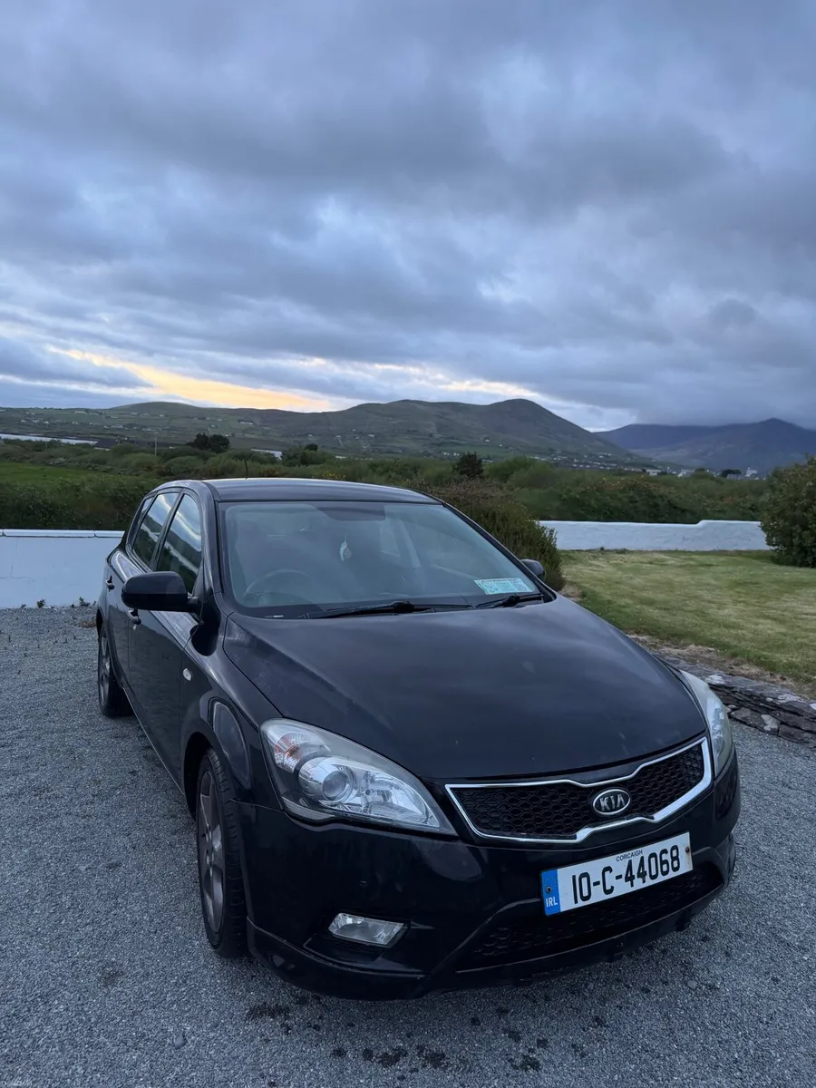 Kia Ceed 2010 - Image 4