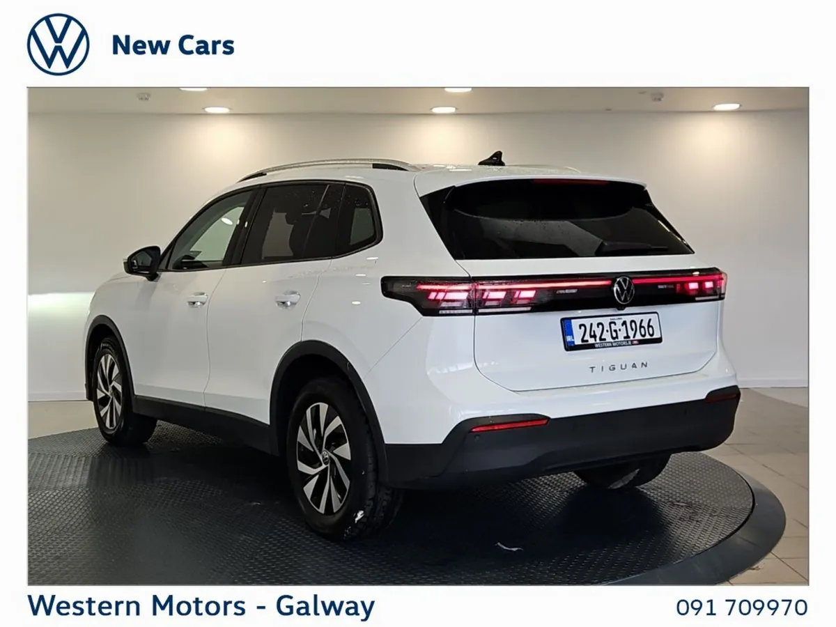 Volkswagen Tiguan Launch Edition 2.0 TDI 150HP DSG - Image 3