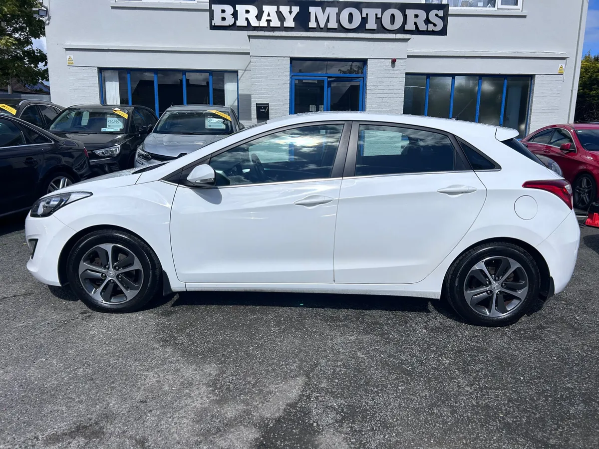 2016 HYUNDAI I30 1.4 PETROL DELUXE - Image 3
