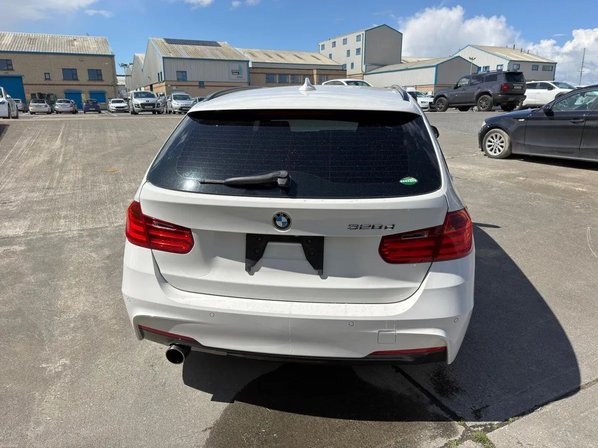 2015 BMW M-SPORT 320D TOURING 2.0 DIESEL AUTO - Image 6