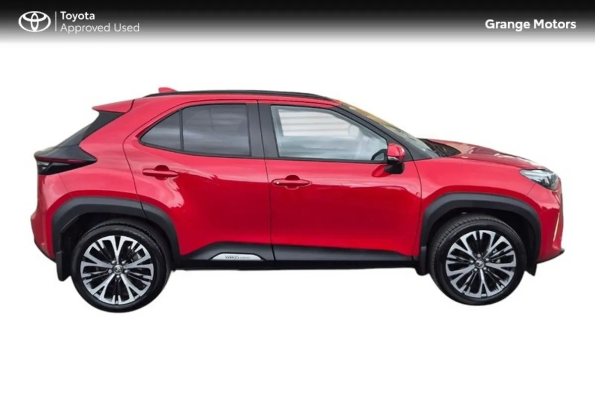 Toyota Yaris Cross 1.5 HYBRID SOL 5DR**ELECTRIC BO - Image 4