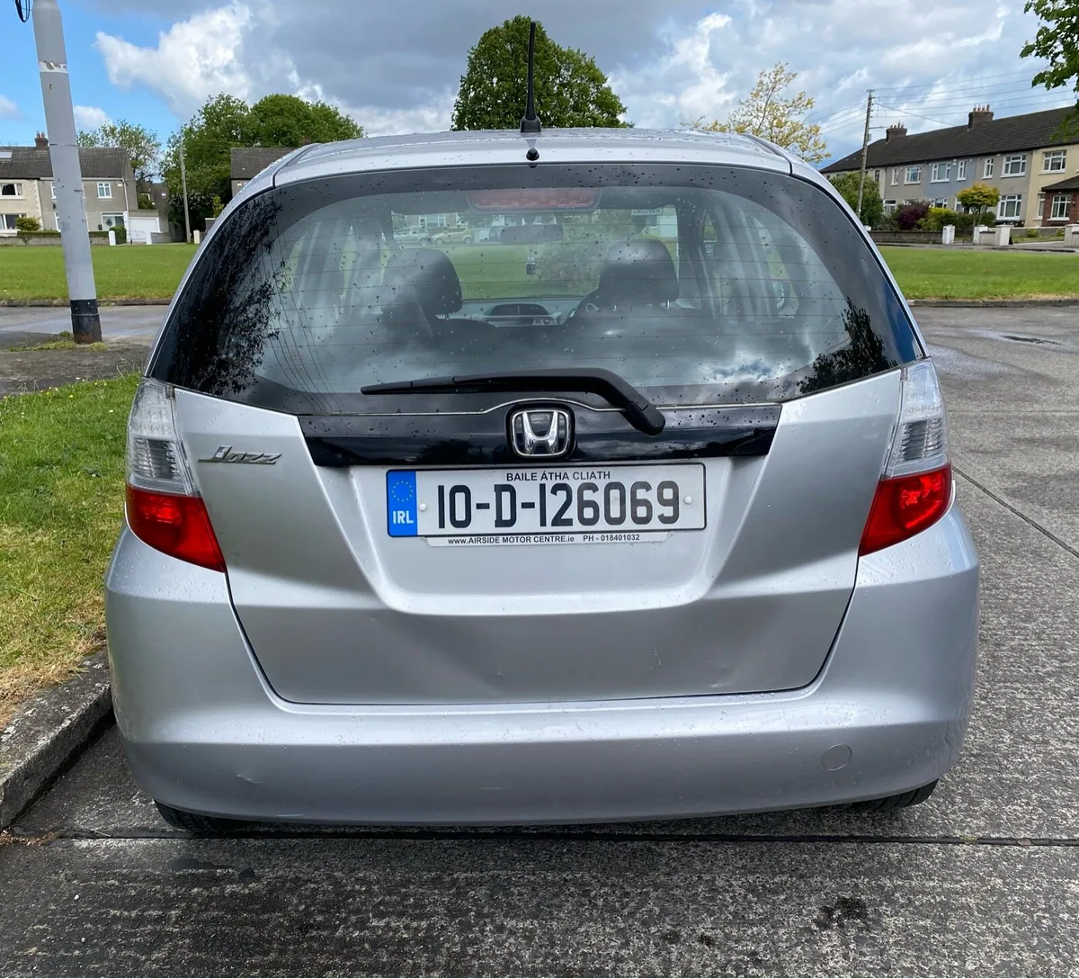 Honda Jazz 2010 NCT 04/27 Spotless - Image 3