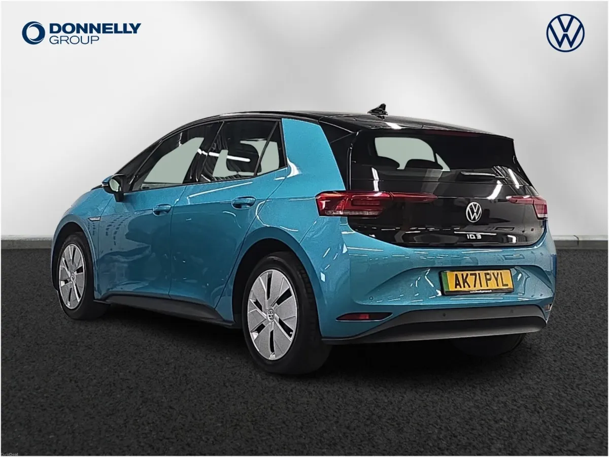 Volkswagen Id.3 Hatchback Life Pro - Image 3