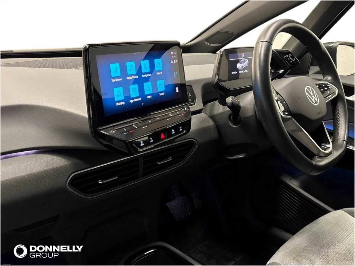 Volkswagen Id.3 Hatchback Life Pro - Image 2