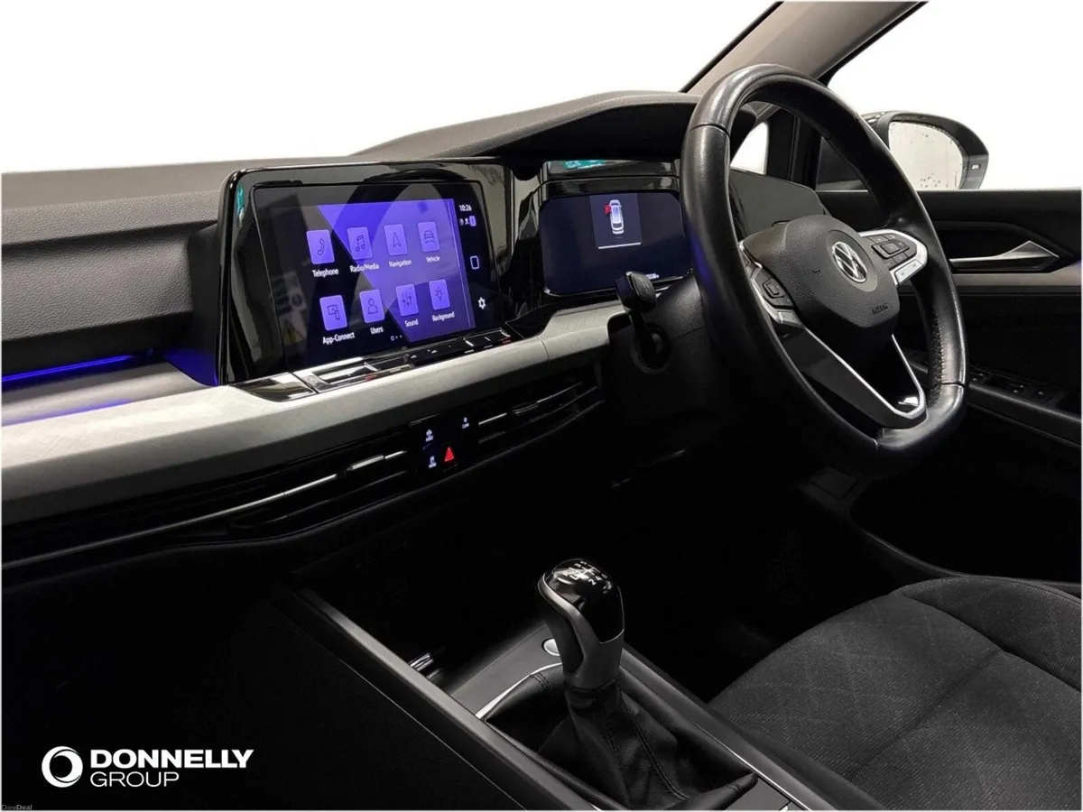 Volkswagen Golf Diesel Estate Life - Image 2