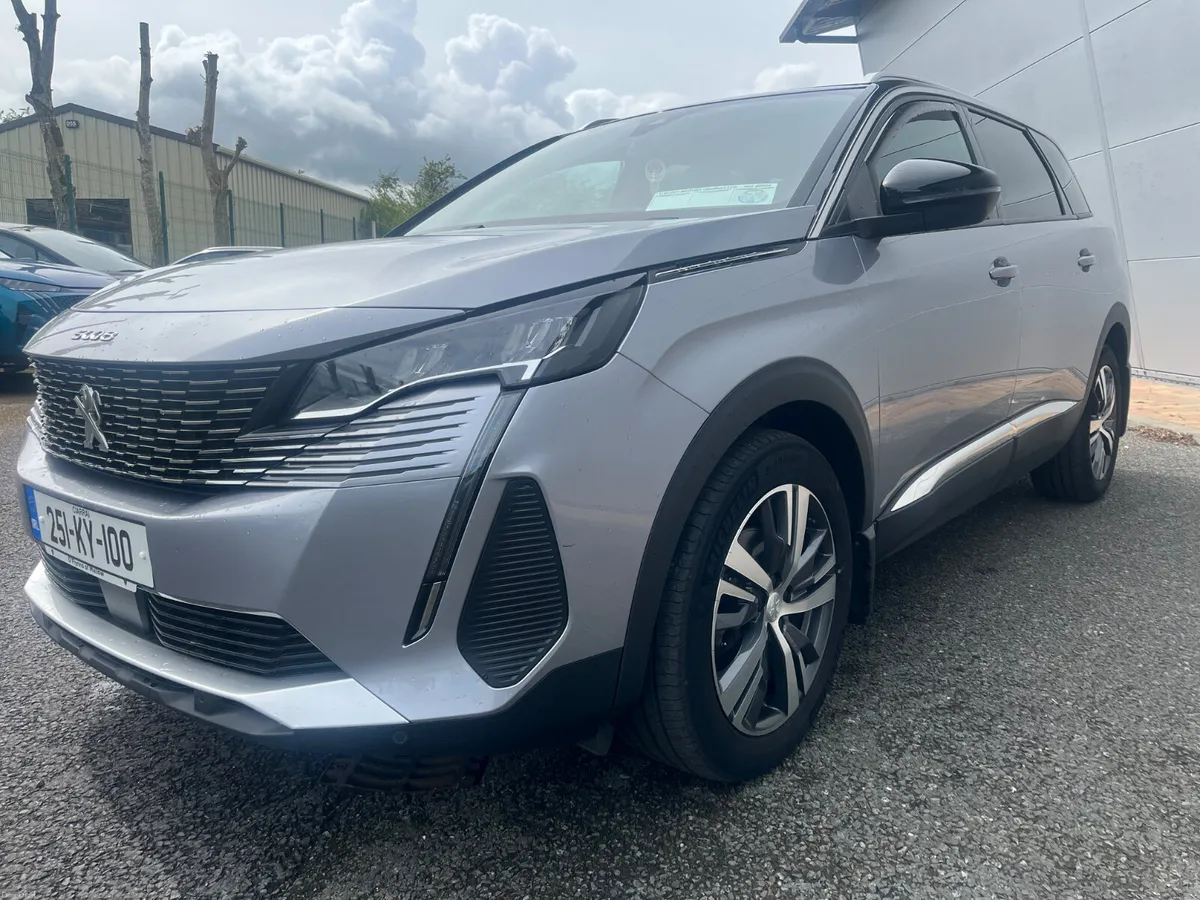 Peugeot 5008 2025 - Image 2