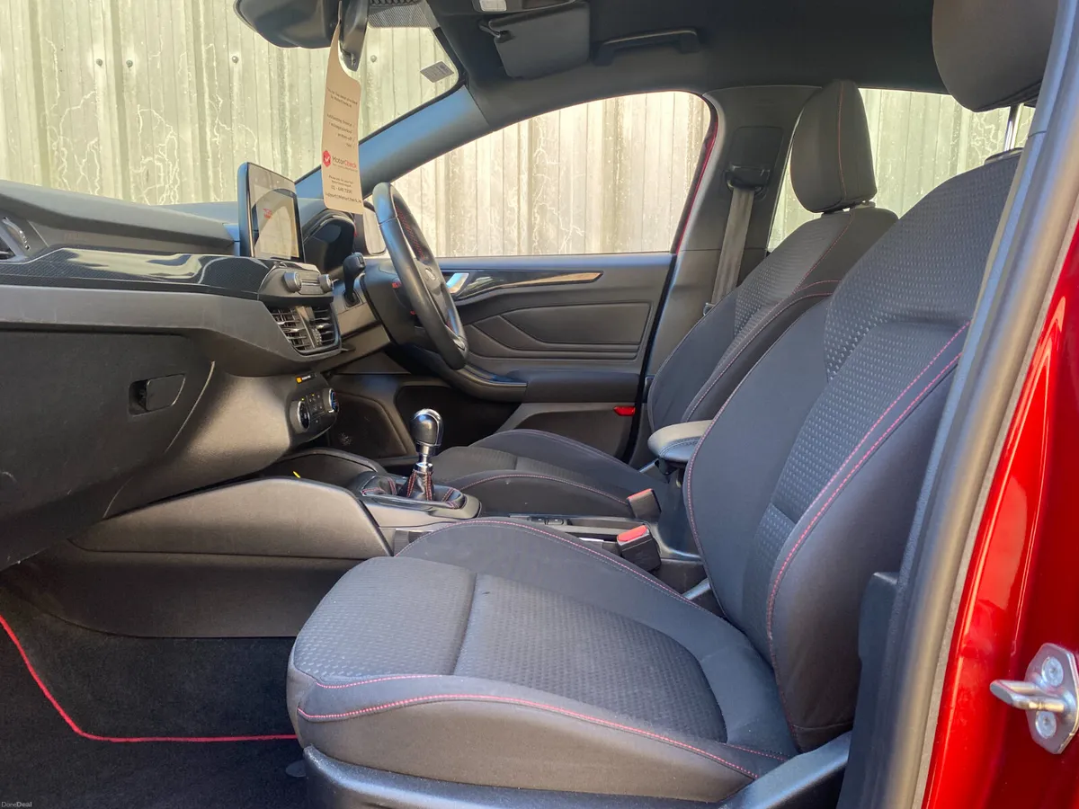Ford Focus 2019///ST-LINE//LOW KLMS/// - Image 4