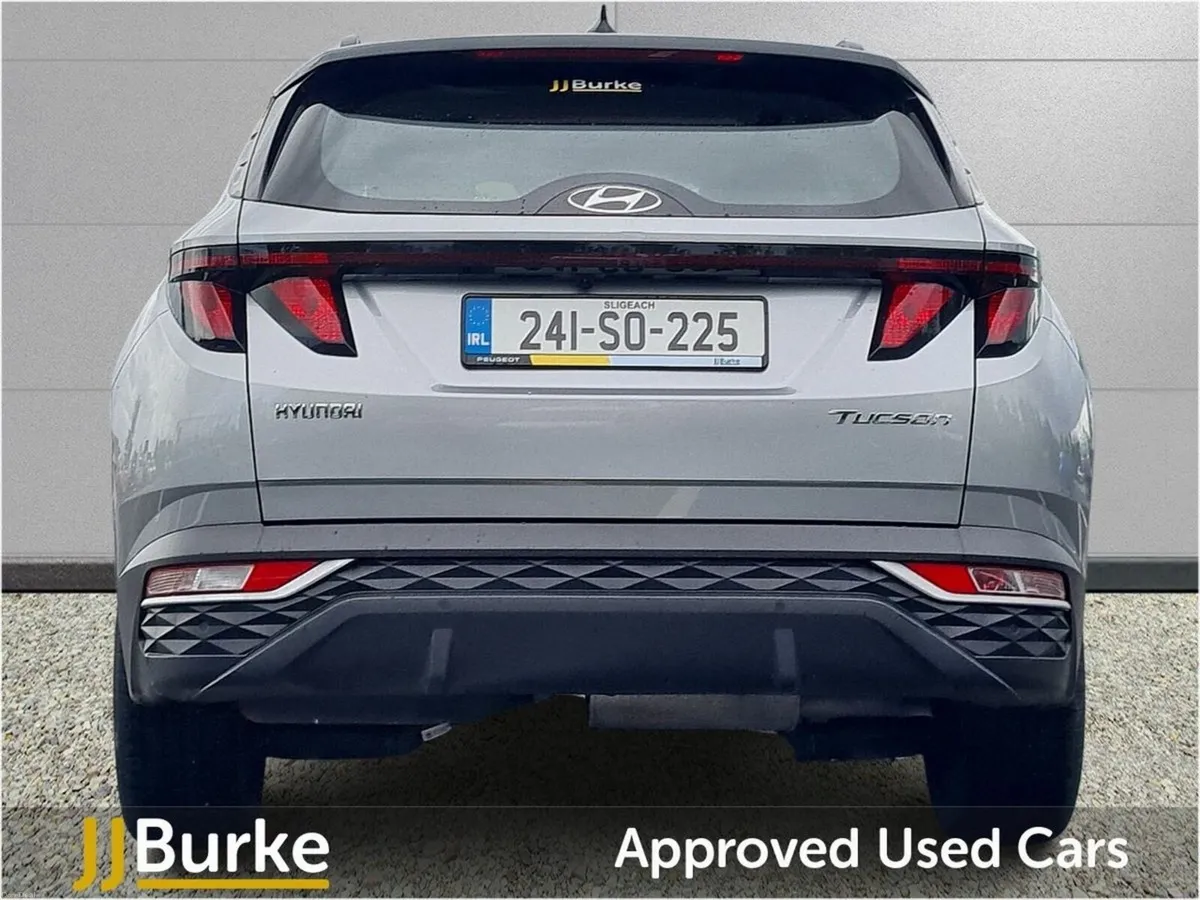 Hyundai Tucson 2WD Executive - Image 5