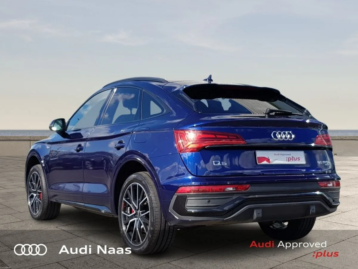 Audi Q5 SportBack 50 TFSI E Quattro S LINE - Image 4