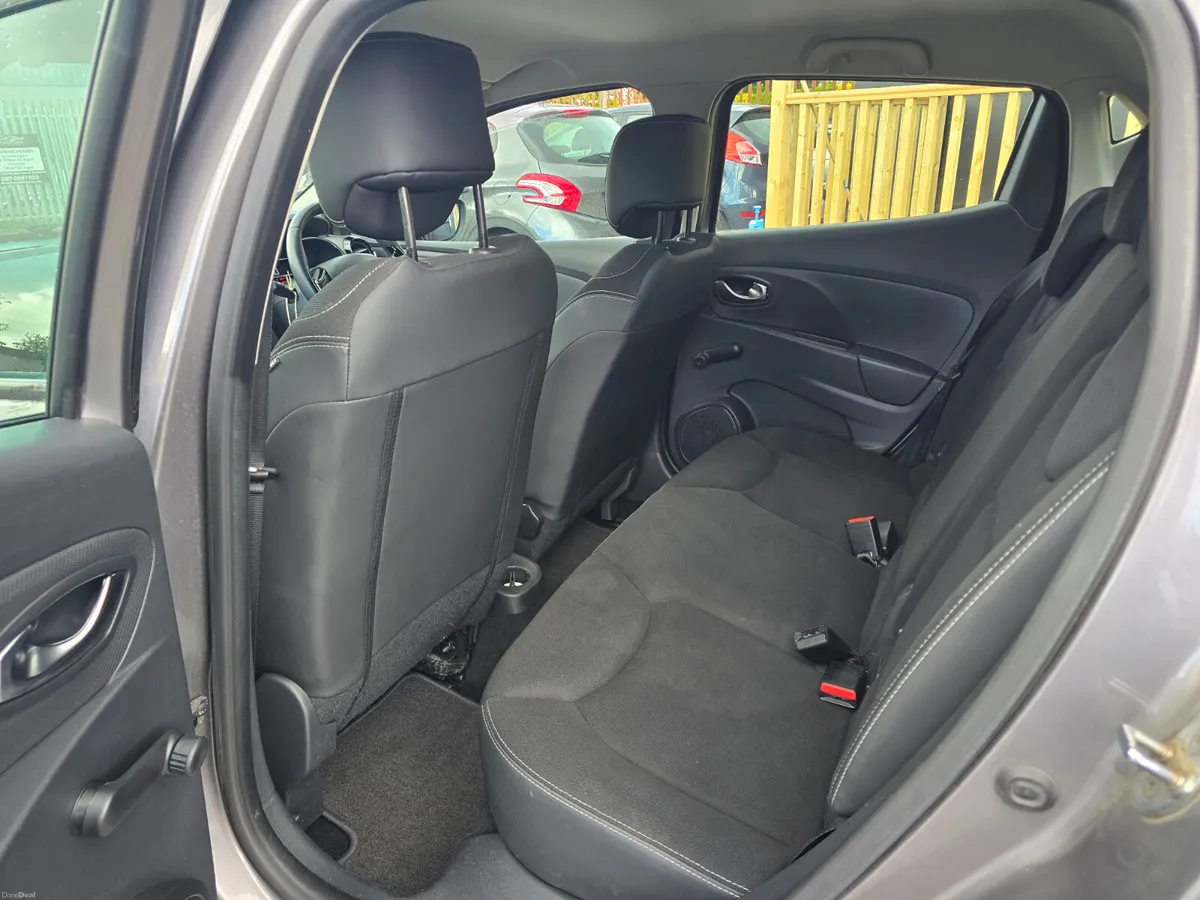 161 RENAULT CLIO *1.1*LOWS KMS* - Image 4