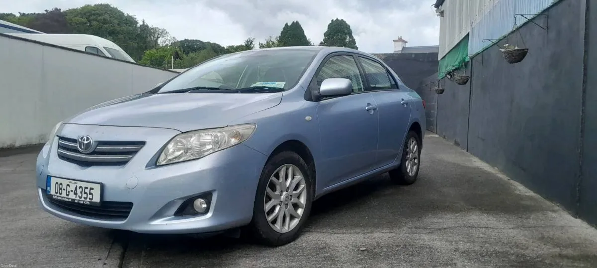 Toyota corolla - Image 3