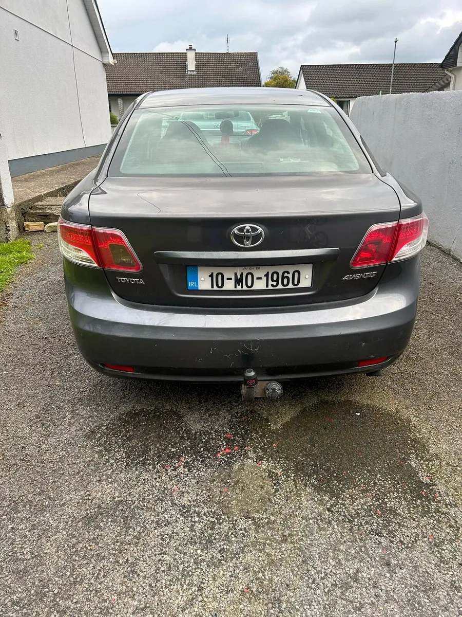 Toyota Avensis - Image 2