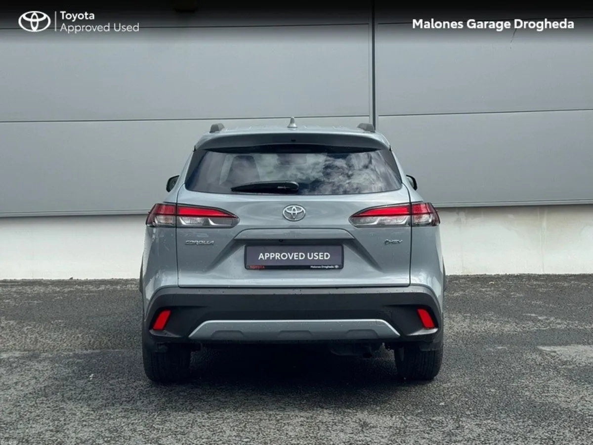 Toyota Corolla Cross 1.8 Hybrid Sport Call Now 041 - Image 4