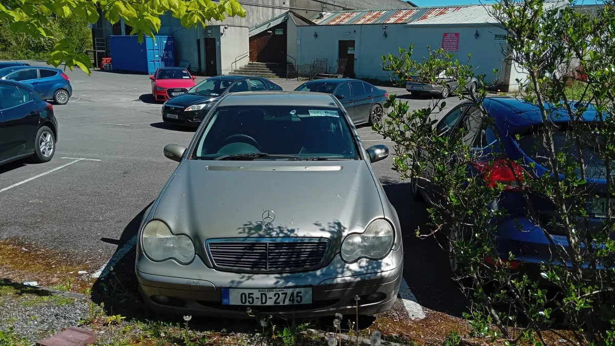 Mercedes-Benz W203 C-Class 2005 - Image 1