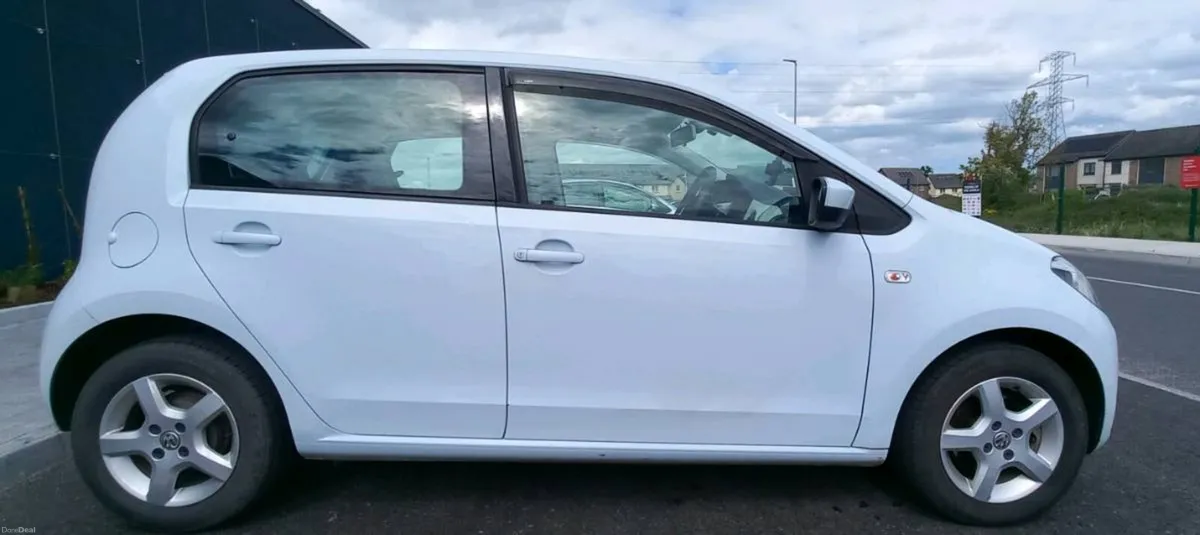 🚗 Volkswagen Up 2013 Automatic – 1000cc 5 door - Image 4