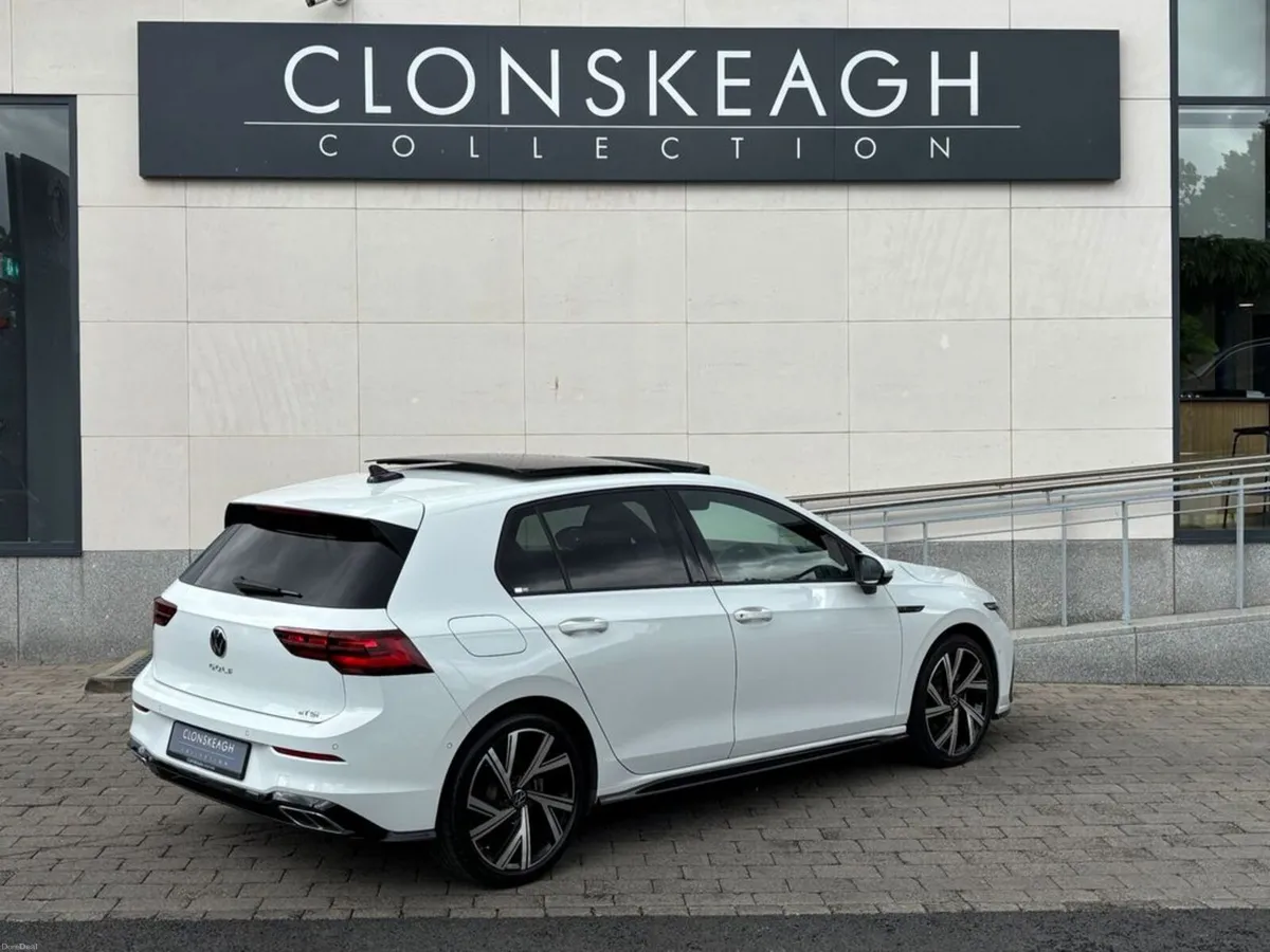 Volkswagen Golf PETROL, R-LINE, PAN ROOF - Image 4