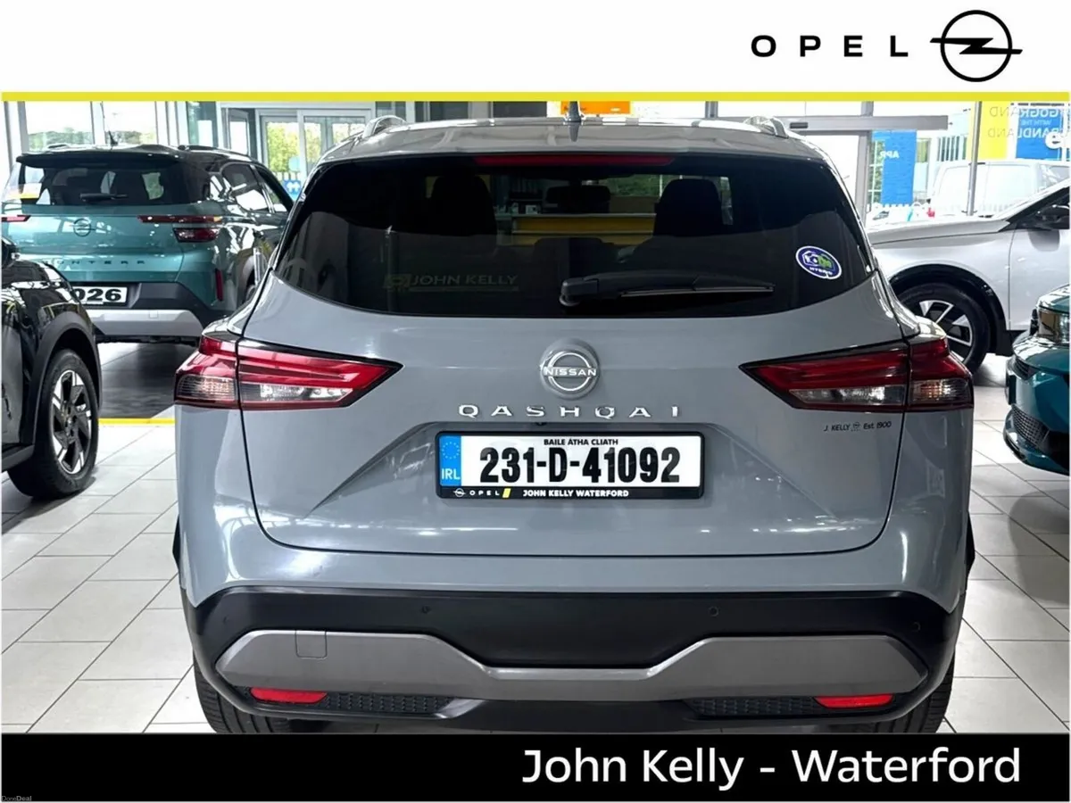 Nissan Qashqai 1.3 PET MILD HYBRID SV PREMIUM - Image 5