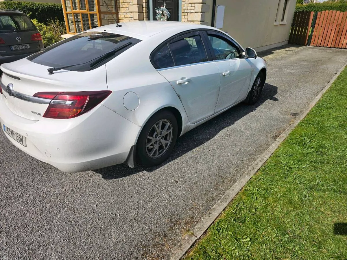 Car - Image 4