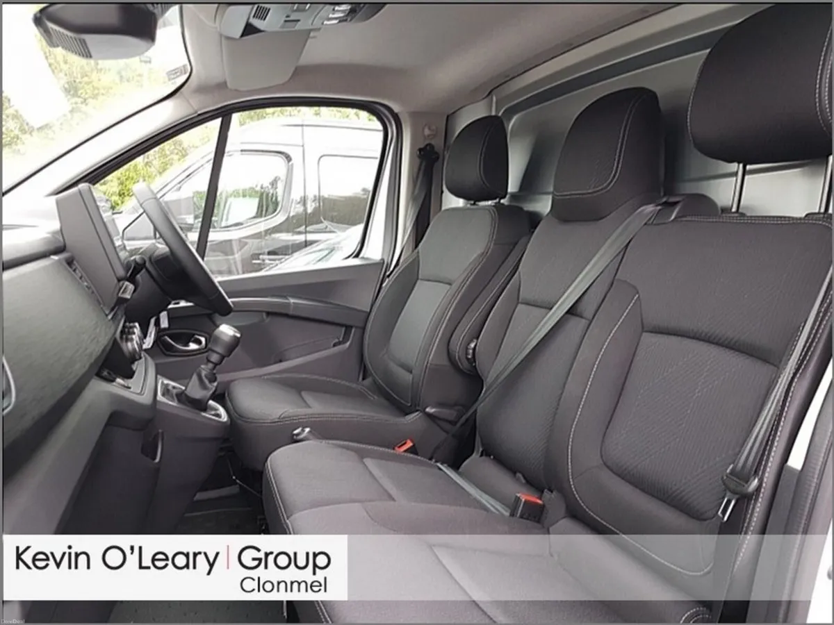Renault Trafic LL30 BLUE DCI 150 EXTRA GSR2 - Image 4