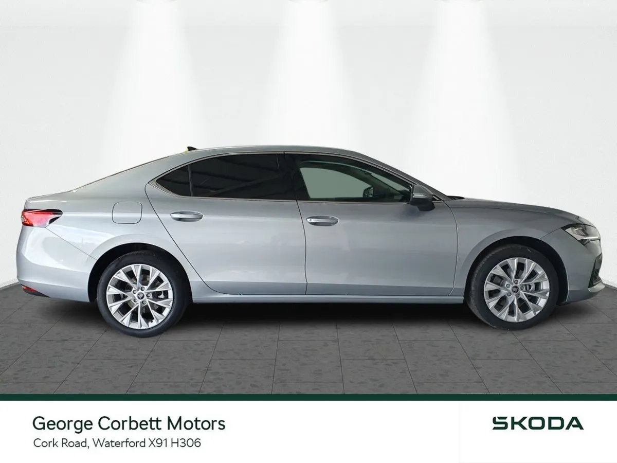 Skoda Superb Selection+ 2.0TDi 150 DSG - Available - Image 6