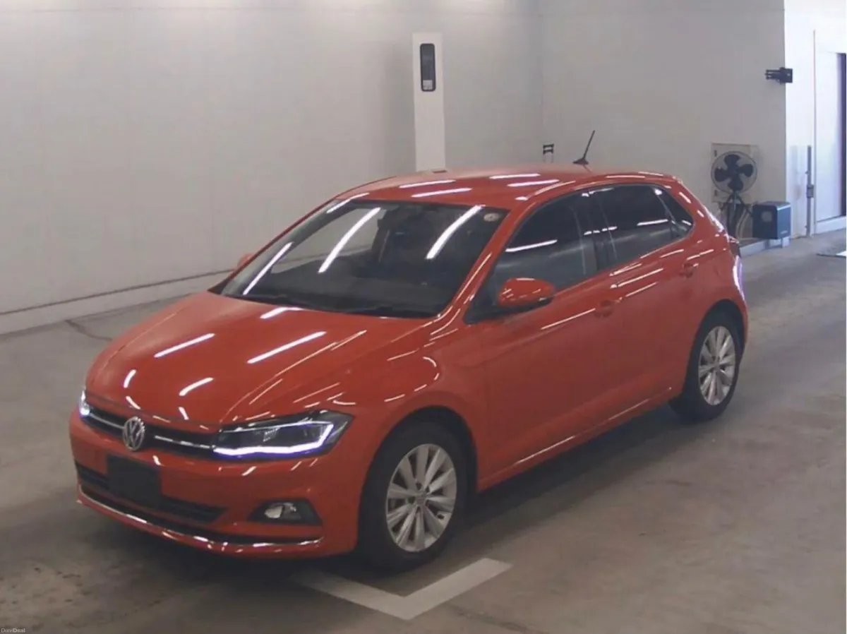 2018 Volkswagen Polo Red - Image 4