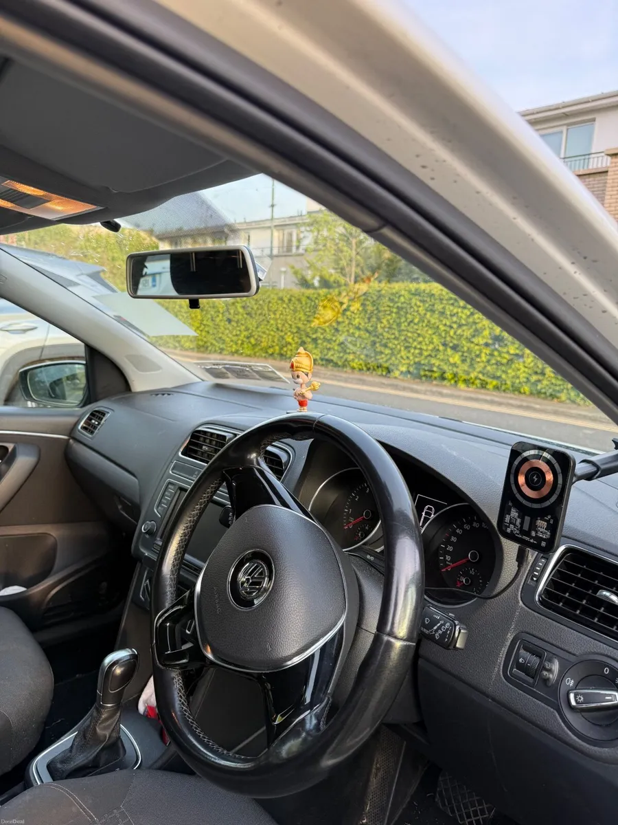 Volkswagen Polo 2015 - Image 3