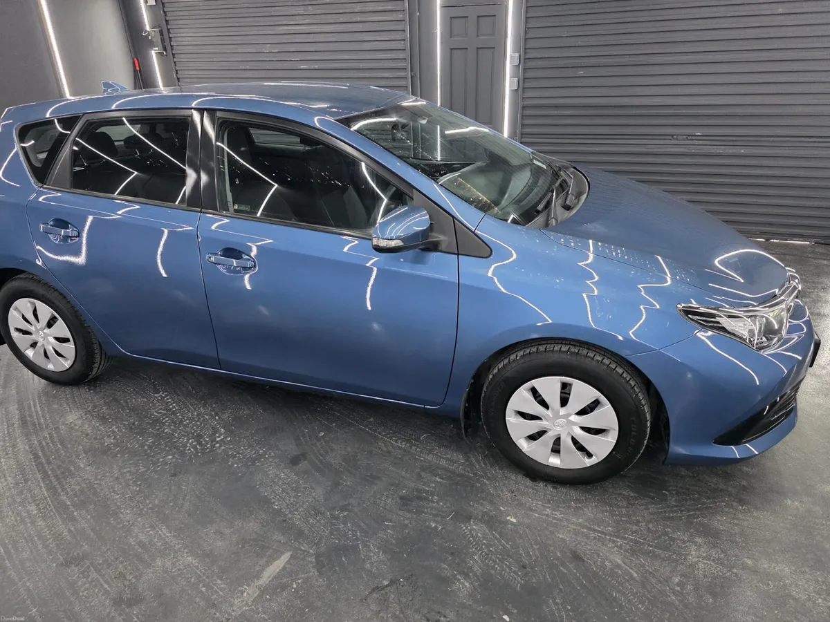 Toyota Auris 2016 - Image 4