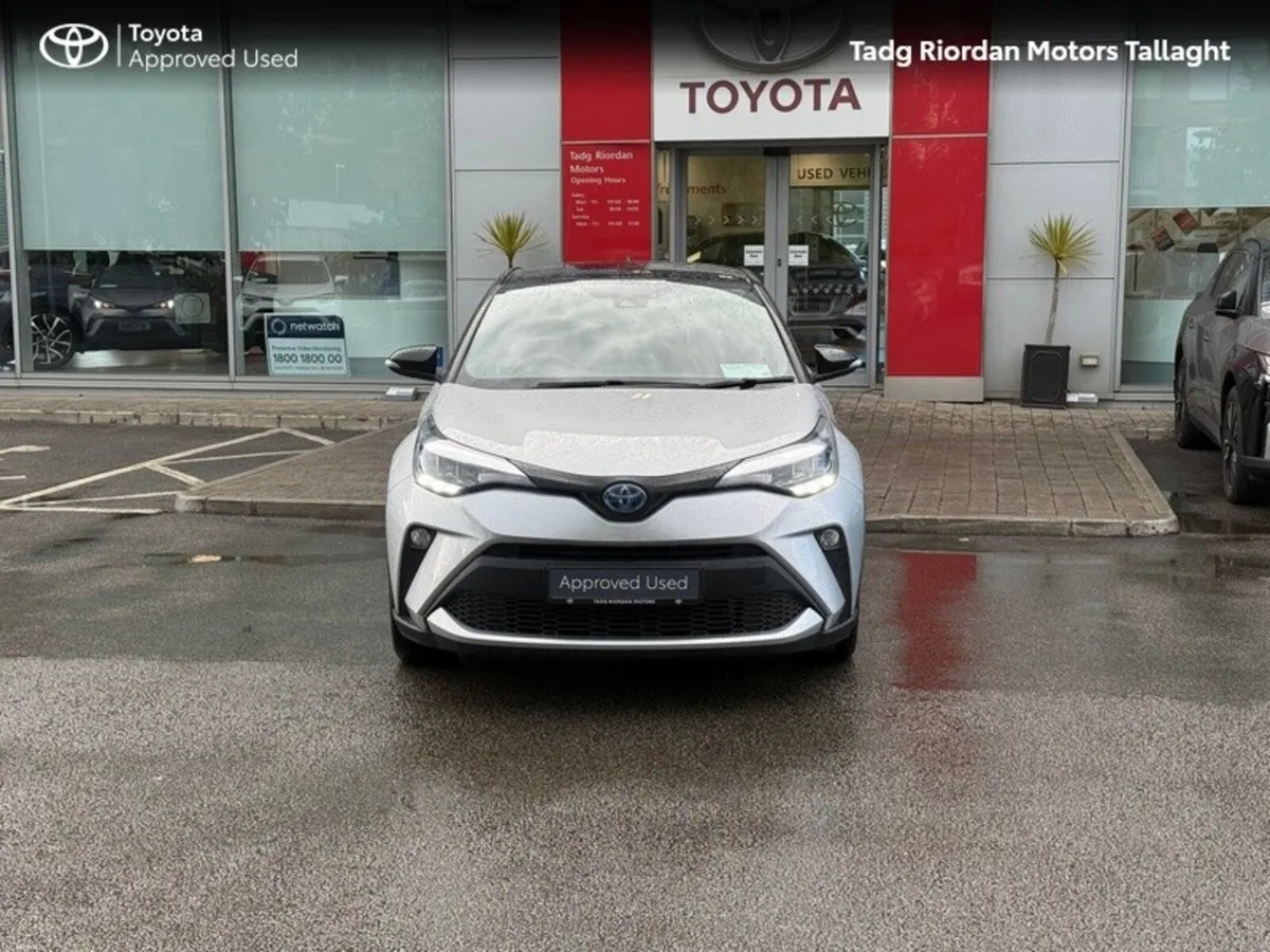 Toyota C-HR HYBRID SPORT BI-TONE 4DR - Image 4