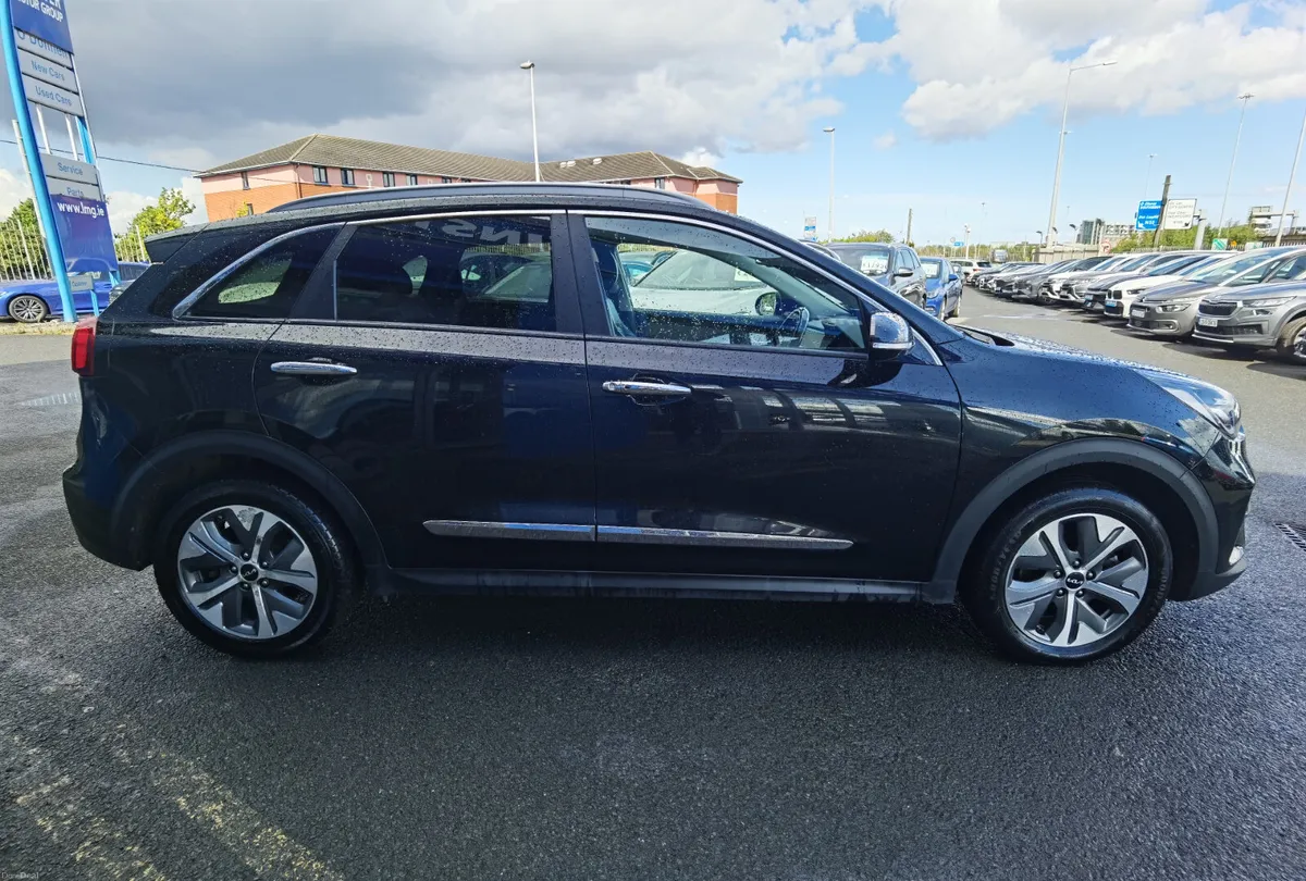KIA NIRO 65KWH MY22 **96.1% BATTERY HEALTH** - Image 4