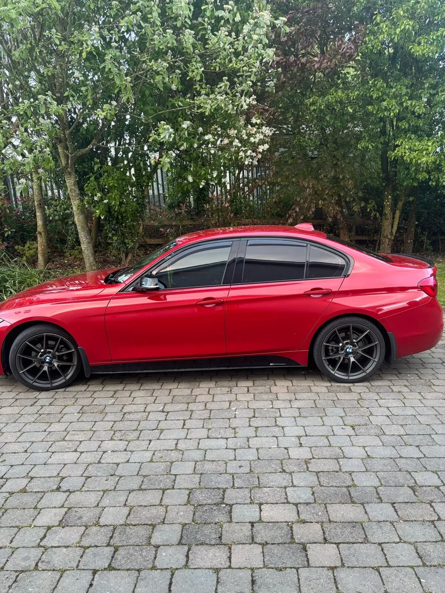 BMW 320d - Image 3