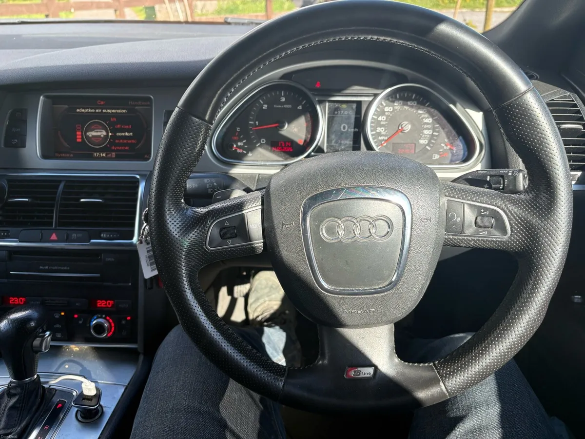 Audi q7 - Image 2