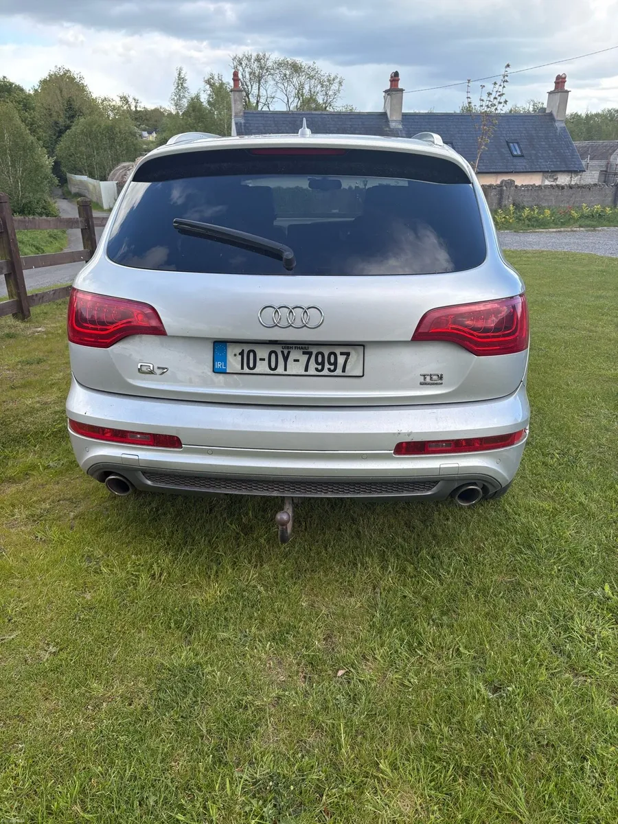 Audi q7 - Image 5