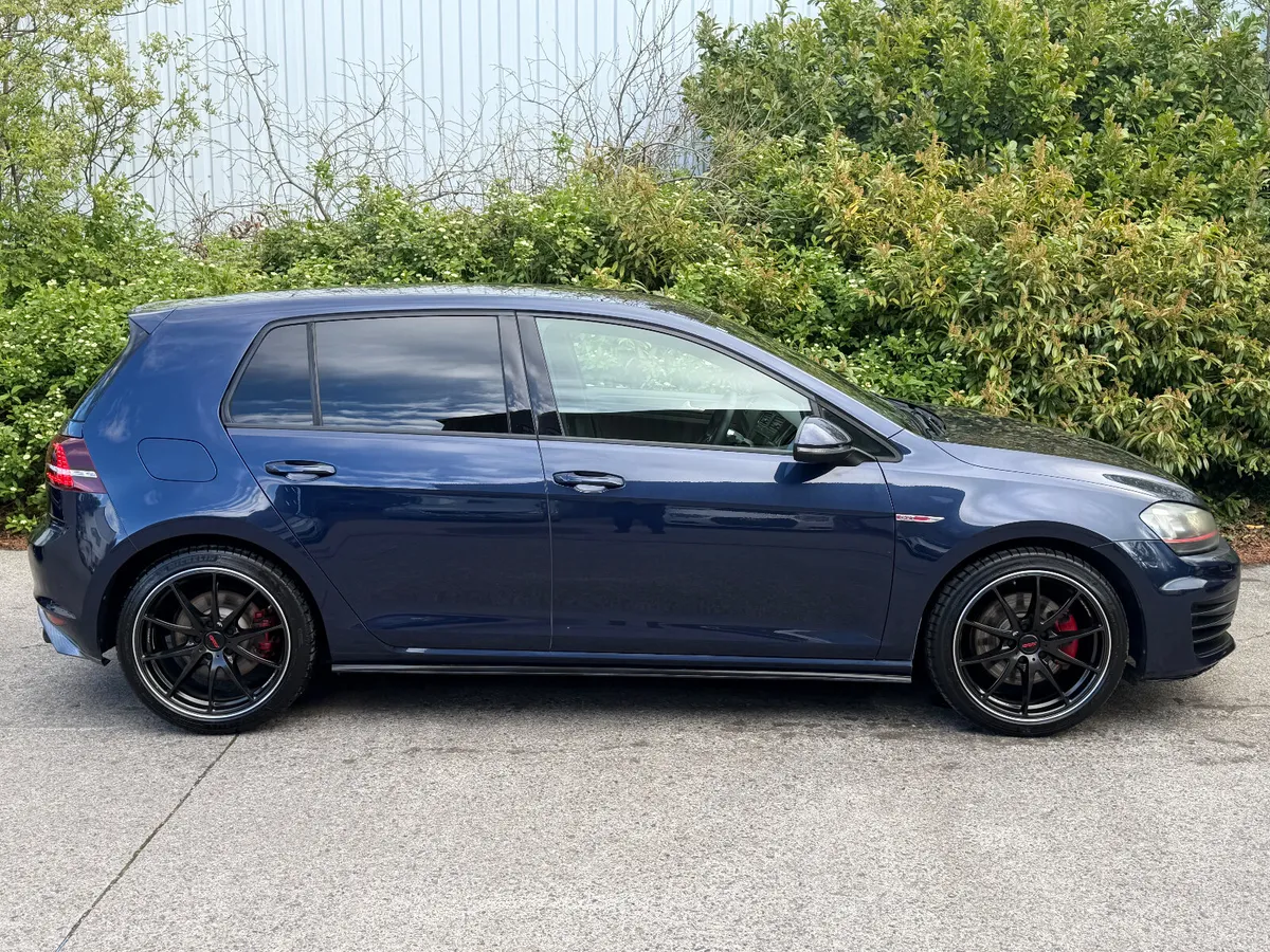Volkswagen Golf GTI Automatic - Image 4