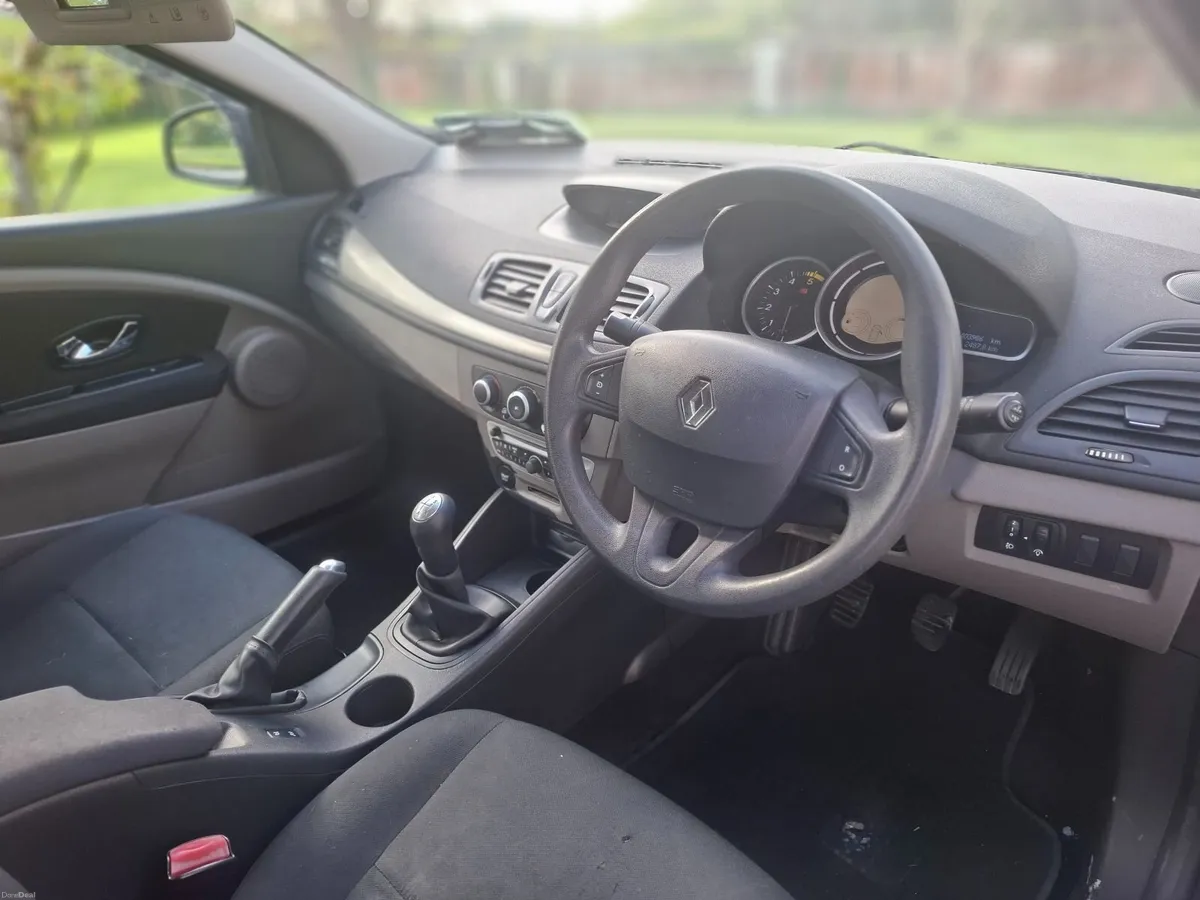 Renault Fluence 2012 - Image 3