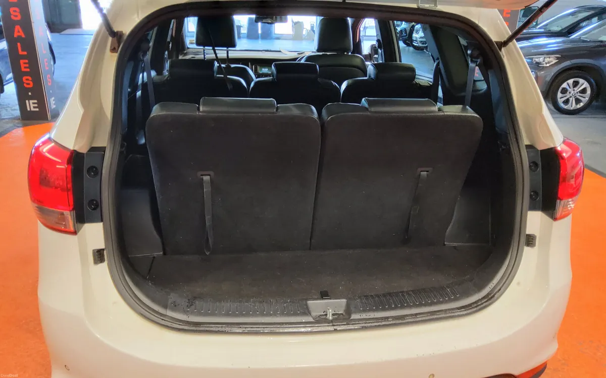 Kia Carens 2014 - Image 4