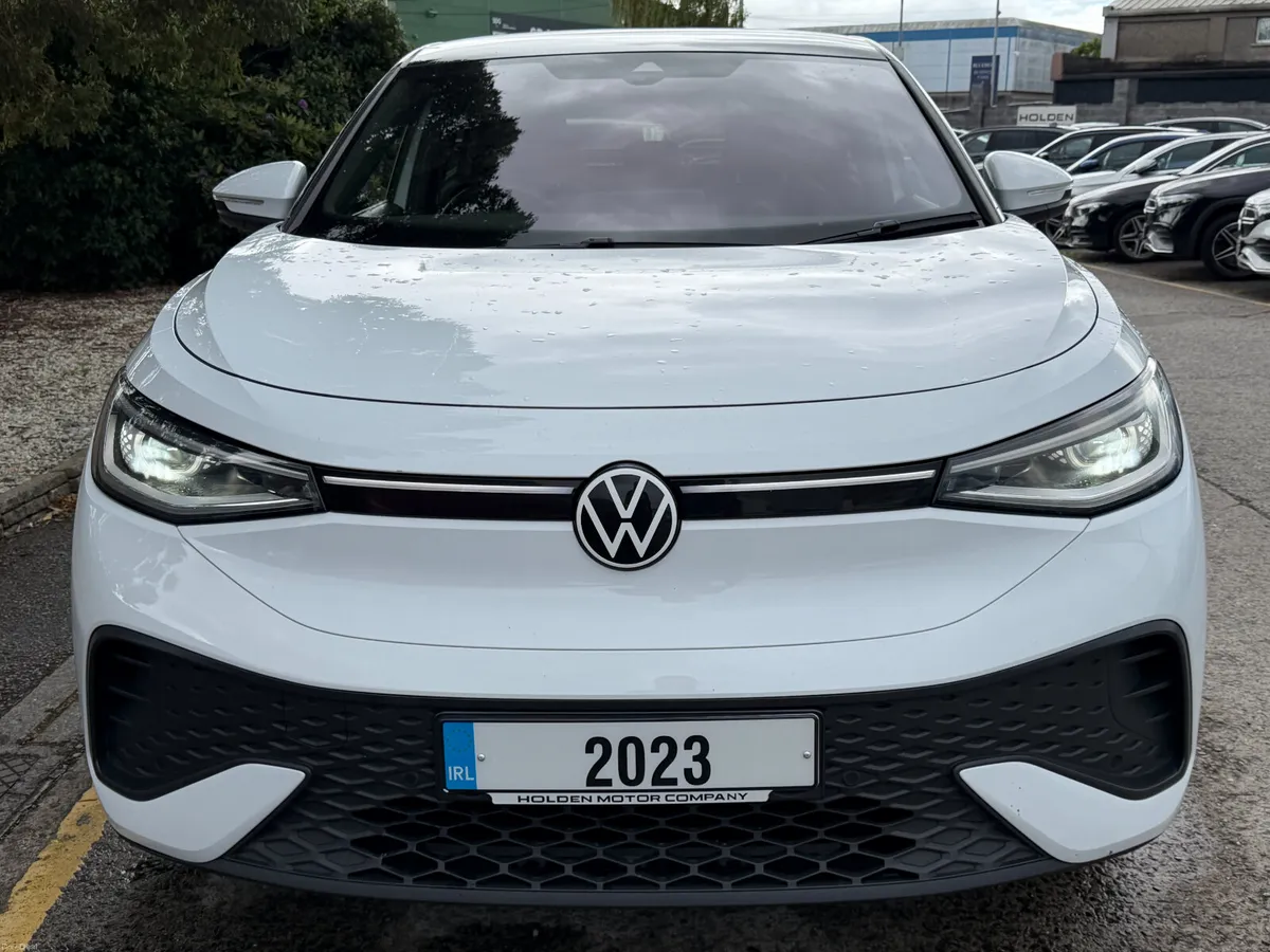 2023 Volkswagen ID.5 PRO. 77KWH. PAN ROOF - Image 4