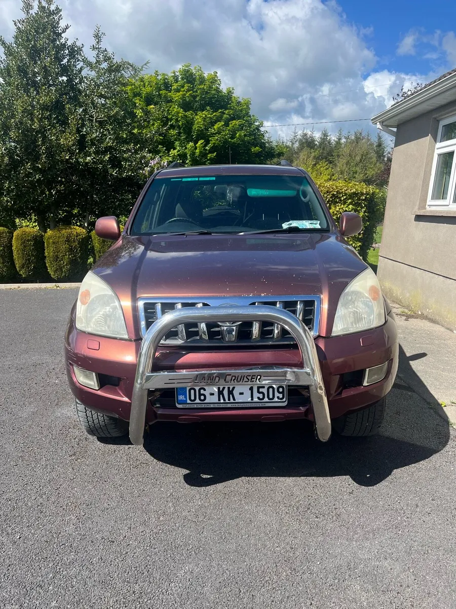 Toyota Land Cruiser - Image 2