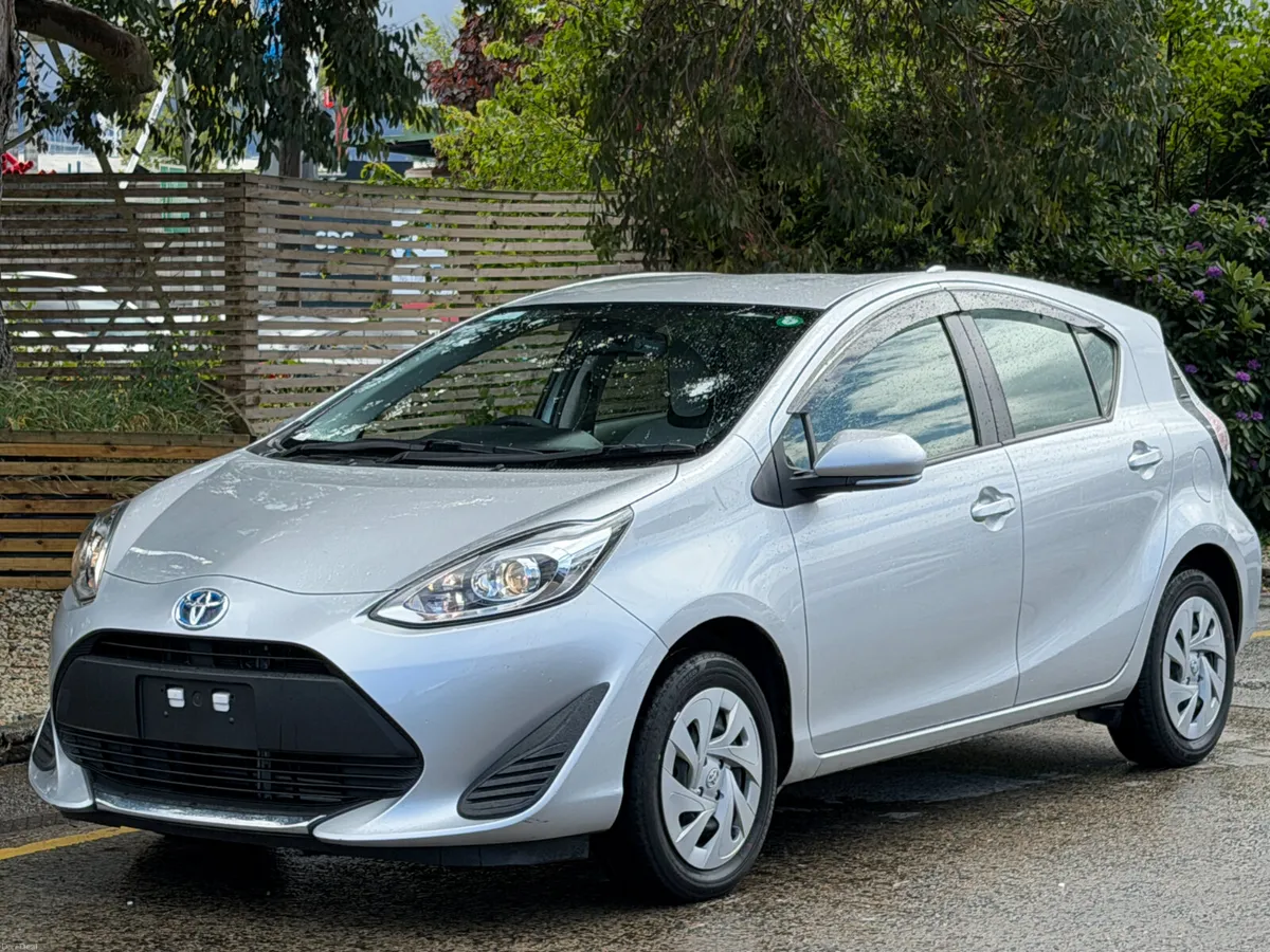 2020 TOYOTA AQUA - Image 1