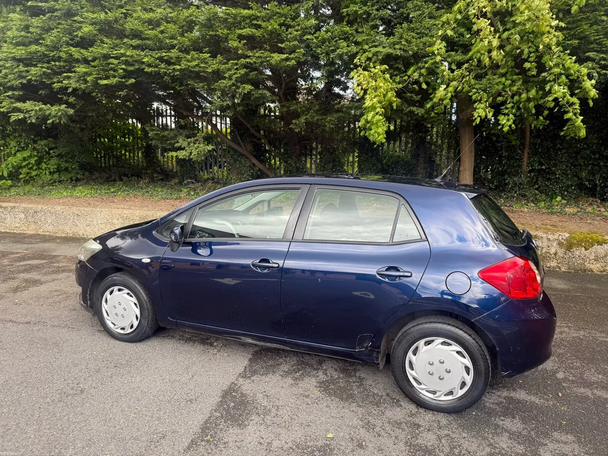 Toyota Auris 1.4 petrol Nct 2/27 Tax5/26 - Image 2