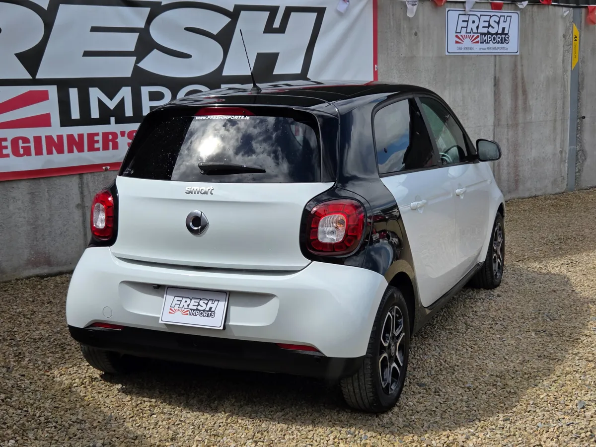 SMART FORFOUR AUTO 84KM - Image 2