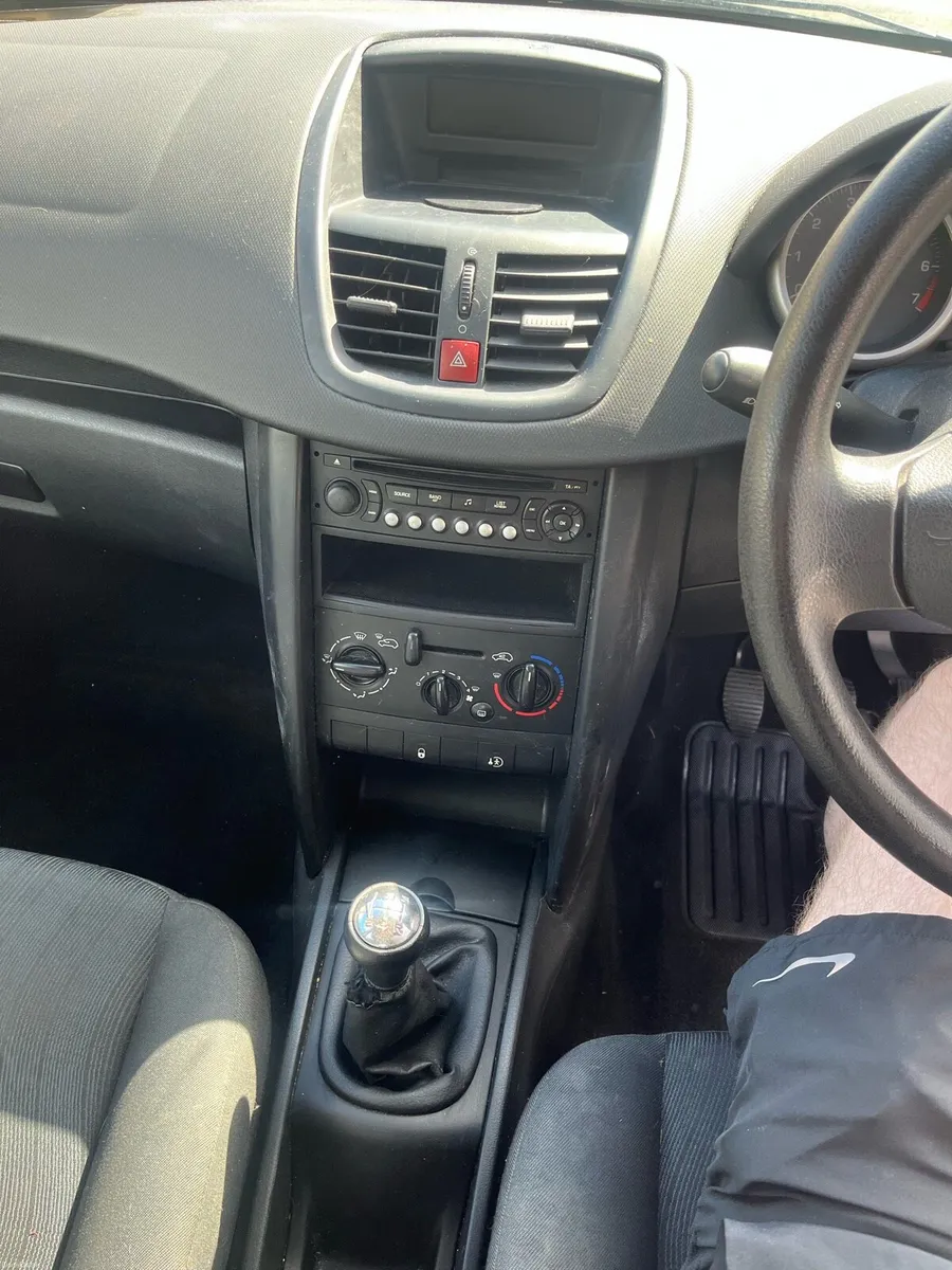 Peugeot 207 - Image 4