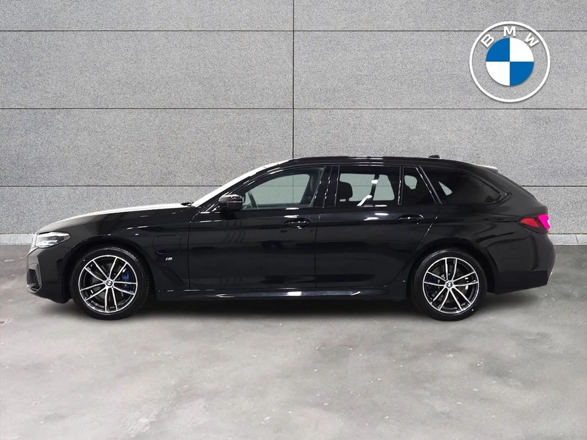 BMW 5-Series 530e M Sport Touring - Image 4
