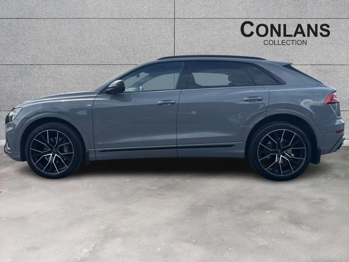 Audi Q8 3.0TDI 50 286HP quattro TipTronic S Line - Image 3
