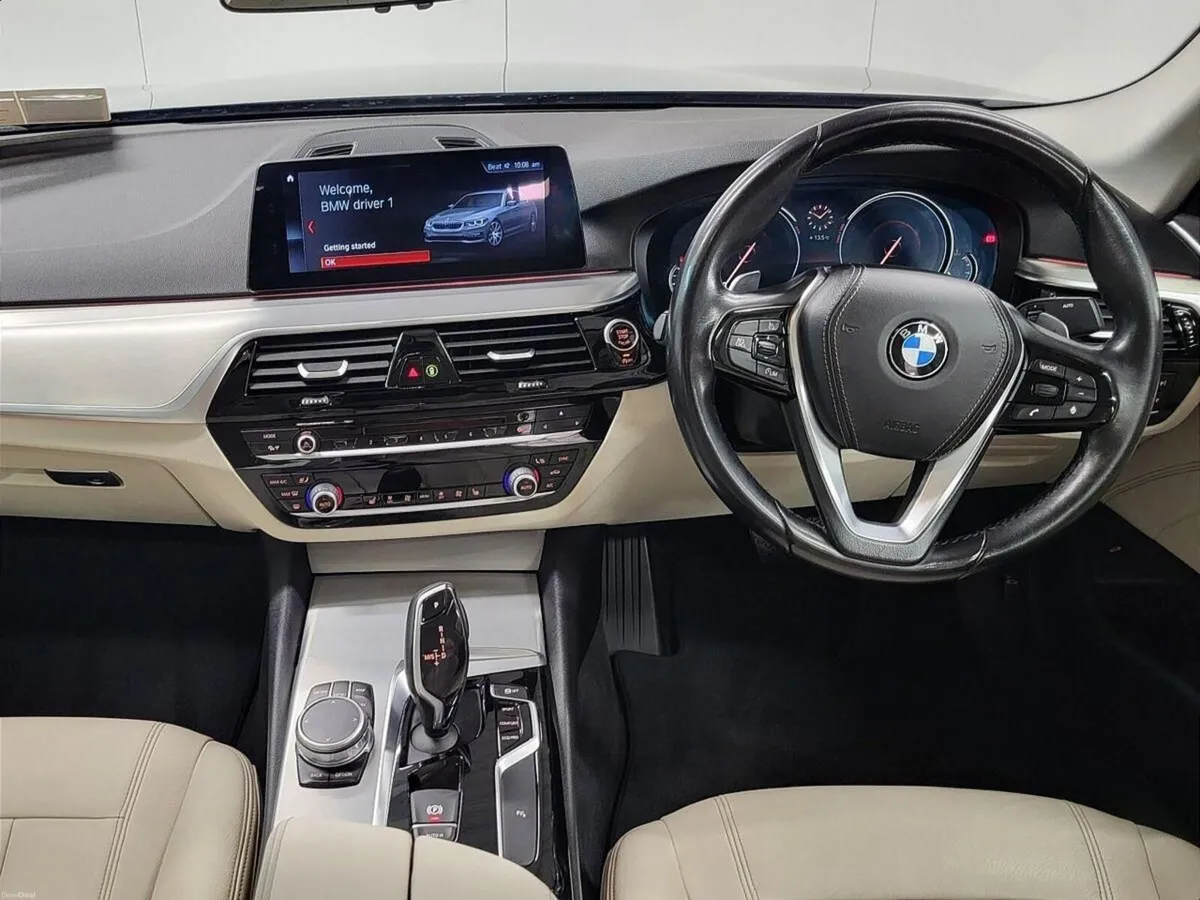 BMW 5-Series 520d SE Saloon - Image 4