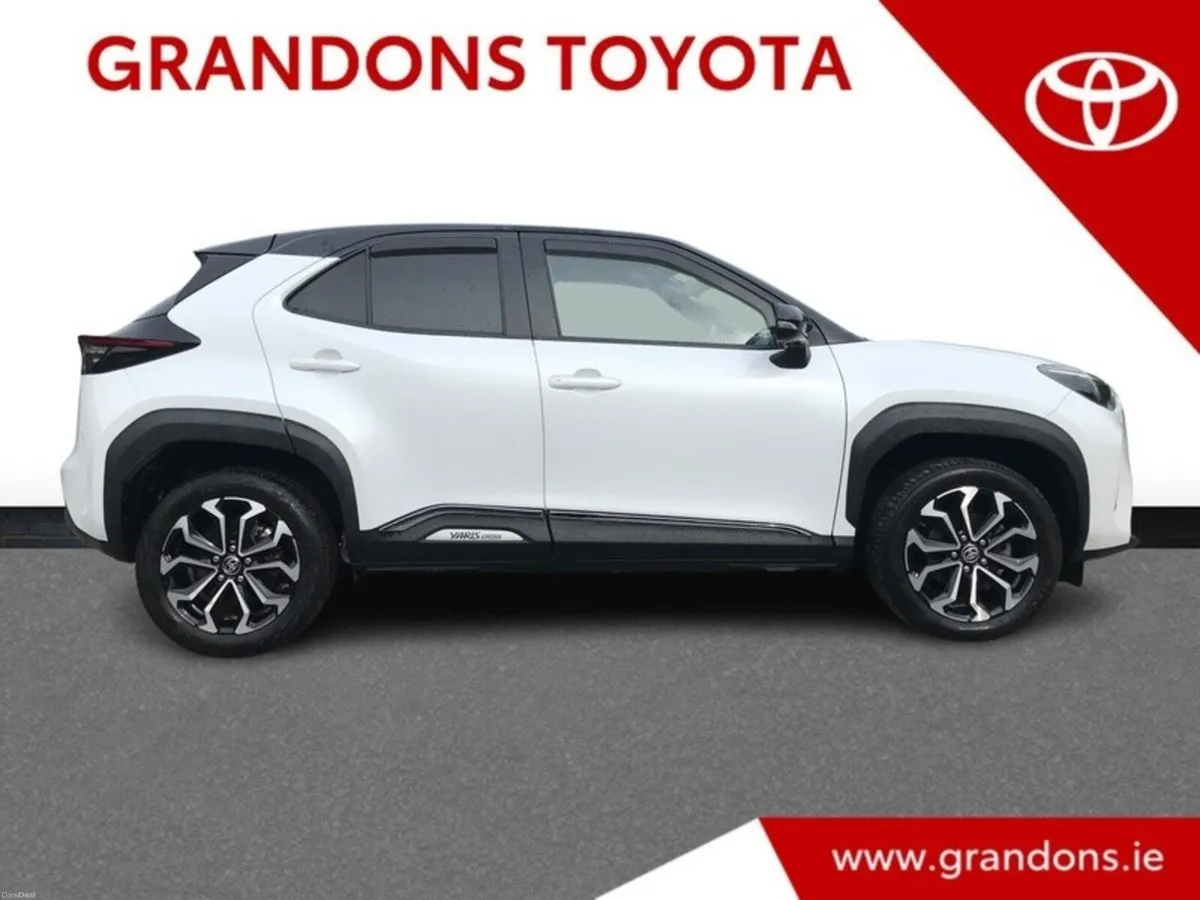 Toyota Yaris Cross LUNA SPORT - GRANDONS - Image 3