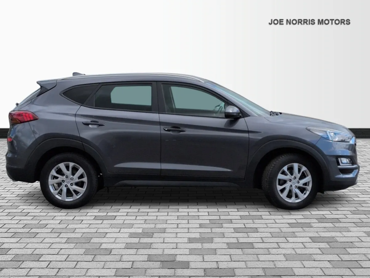 Hyundai Tucson 1.6 SE NAV 115PS 5DR - Image 4
