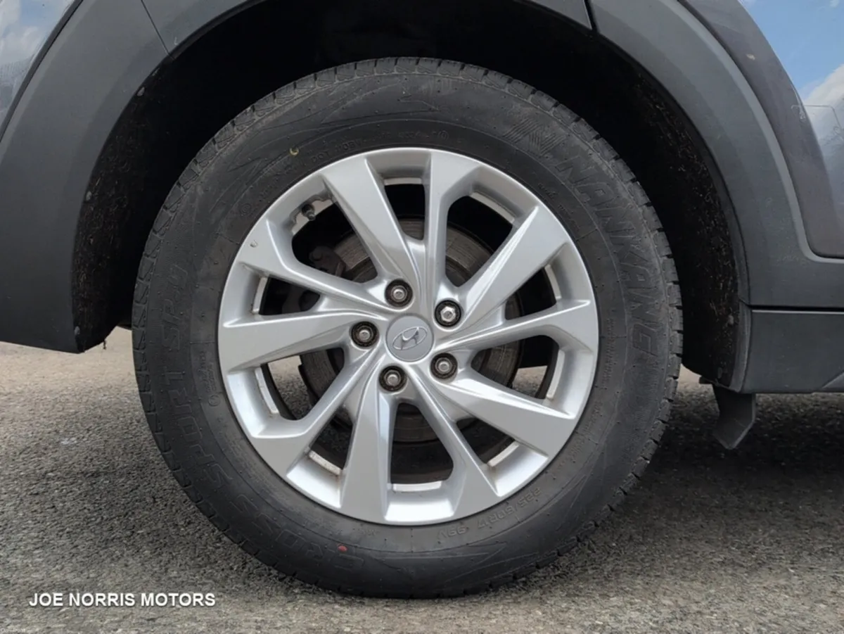 Hyundai Tucson 1.6 SE NAV 115PS 5DR - Image 5