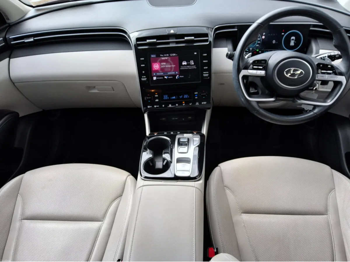 Hyundai Tucson EXECUTIVE HYBRID - Image 5